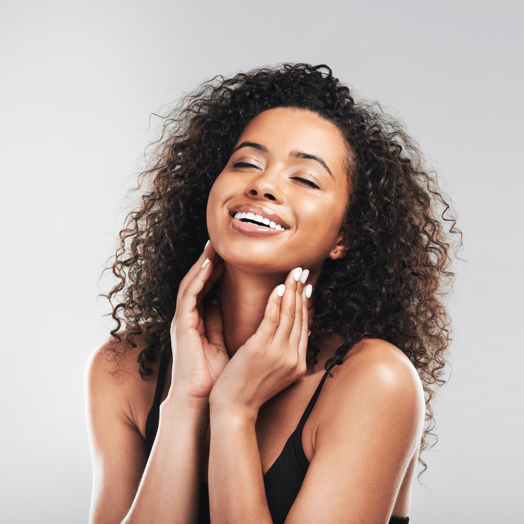 Matte Perfection: Skincare Serums for Balancing and Managing Oily Skin - Rena Roots™