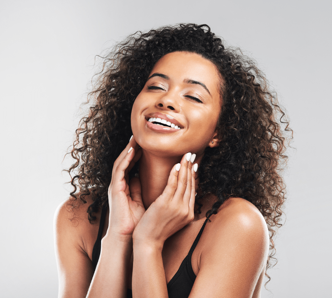 Matte Perfection: Skincare Serums for Balancing and Managing Oily Skin - Rena Roots™